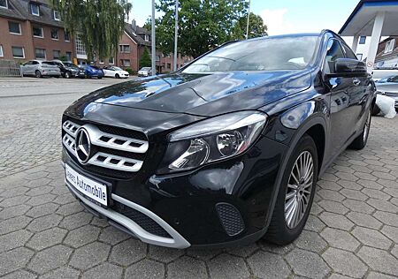 Mercedes-Benz GLA 180 Navi Teilleder Tempomat SHZ Klima PDC