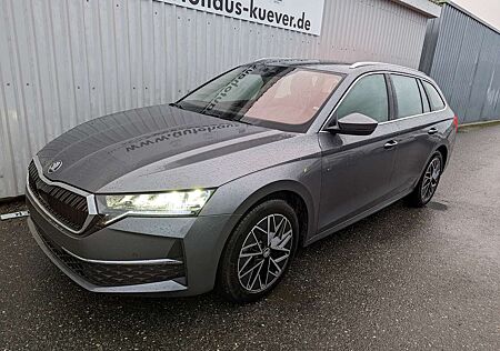 Skoda Octavia Combi 1,5 eTSI DSG ACC+LED+AHK+Shzg.+17´´