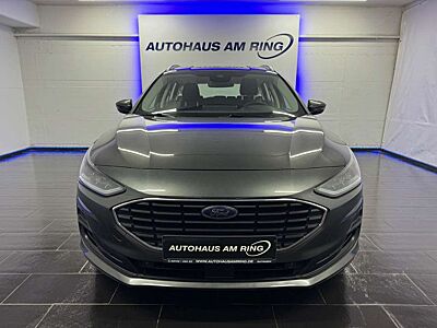 Ford Focus Turnier Titanium 1H ACC CAM SPUR APPLE LED