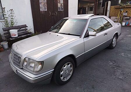 Mercedes-Benz CE 230