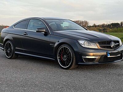 Mercedes-Benz C 63 AMG C-Klasse Coupe SPEEDSHIFT MCT Performance Package