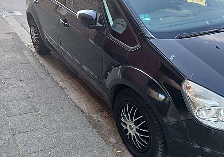 Ford S-Max 2.0 TDCi DPF Titanium