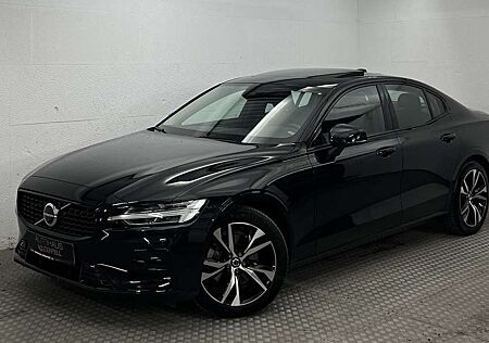 Volvo S60 B4 PLUS DARK PANO+H/K+MEMO+KAMERA+CARPLAY