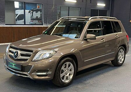 Mercedes-Benz GLK 250 4 Matic Panorama Kamera LED Distronic