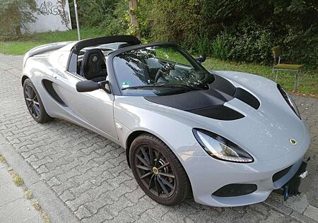 Lotus Elise Sport 220