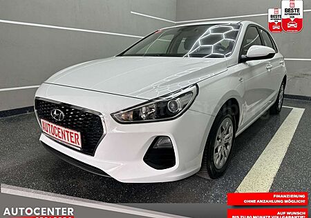 Hyundai i30 Pure " MULTI-USB-TEMPO-KLIMA
