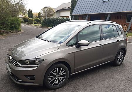 VW Golf Sportsvan Volkswagen 1.6 TDI BlueMotion Technology Allst