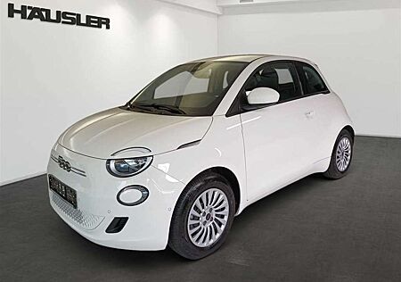 Fiat 500E Sitzheizung Rückfahrkamera Parksensoren