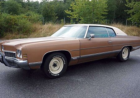 Chevrolet Impala Caprice Hardtop Coupe