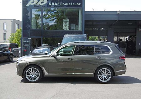 BMW X7 xDr 40d neues Mod 22" AHK Standhzg. Sky Lounge