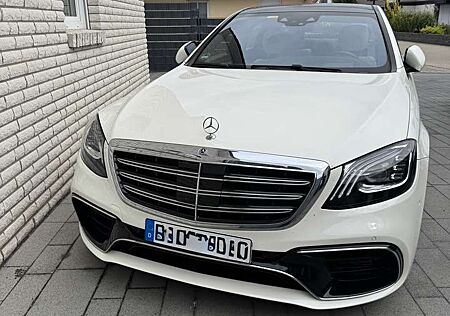 Mercedes-Benz S 560 E L (222.183)