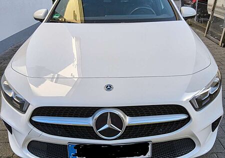 Mercedes-Benz A 180 Progressive