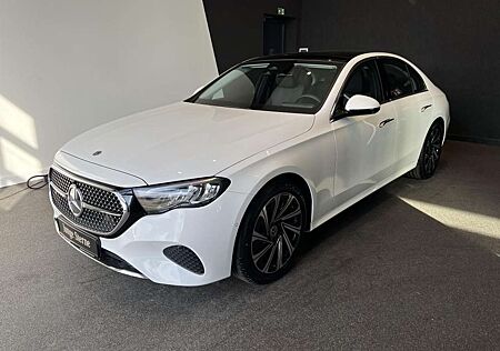 Mercedes-Benz E 220 d Avantgarde +Navi+Pano+Distronic+Kamera