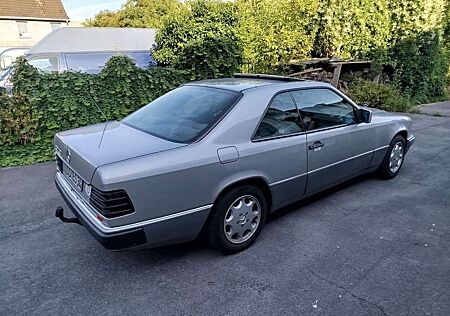 Mercedes-Benz 230 gebraucht kaufen Mercedes-Benz 230