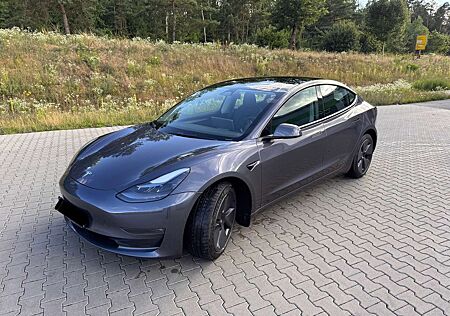 Tesla Model 3 Langstreckenbatt. Allradantrieb Dual Motor