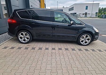 Ford S-Max 2.2 TDCi DPF Titanium Facelift