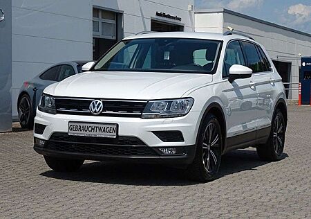 VW Tiguan Volkswagen 1.4 TSI DSG Sound - Navi / AHZV