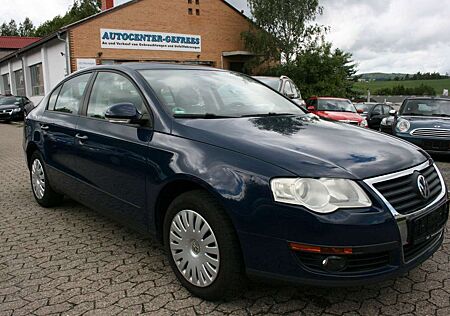 VW Passat Volkswagen Lim. 1.6 "Klima+Sitzh."