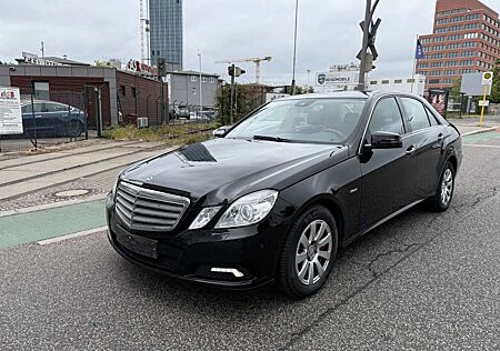 Mercedes-Benz E 250 CDI Lim. Automatik*Leder*COMAND*Xenon