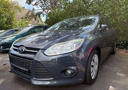 Ford Focus Turnier Trend KLIMA/8X REIFEN/PHONE/ISOFIX