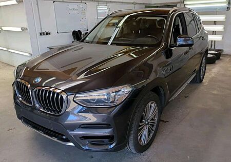 BMW X3 xDrive 20d MHD Luxury Line AHK El.Heckkl. HuD LED