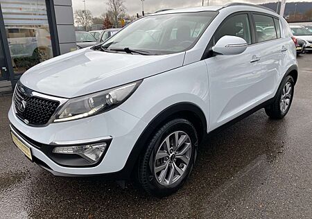 Kia Sportage 2.0i Vision 2WD Navi Einparkhilfe Berganfahrassist