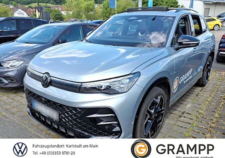 VW Tiguan Volkswagen R-Line 2.0TDI DSG 4M +BLACK STYLE+AHK+360