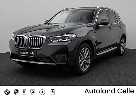 BMW X3 xD30e Panorama Kamera DAB AHK DrivingAssist