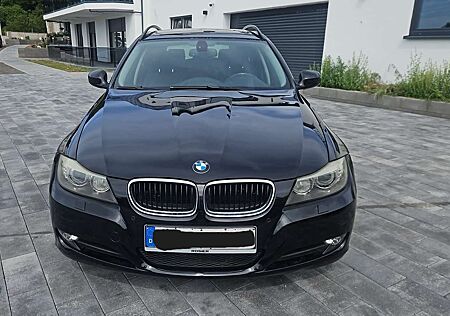 BMW 320i 320