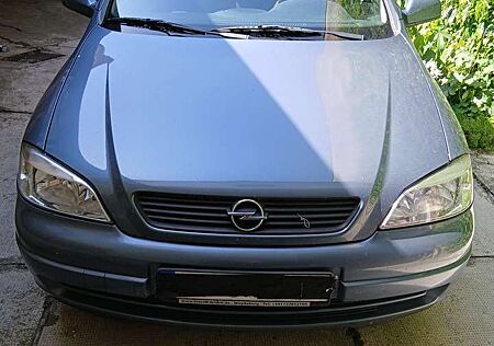 Opel Astra 1.6