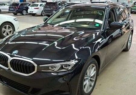BMW 320 gebraucht kaufen BMW 320 d T xDrive Shadow Line WIDE*LED*CARPLAY*AHK
