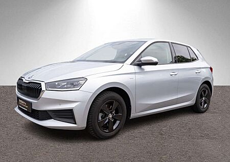 Skoda Fabia Tour 1.0TSI DSG LED Navi RFK SHZ PDC v/h