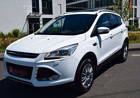 Ford Kuga Titanium,Navi,Pano,Teilleder