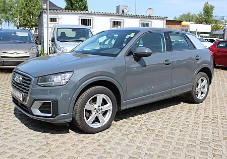 Audi Q2 quattro Sport/AUT/VOLLLEDER/NAVI/SITZHEIZ/TOP