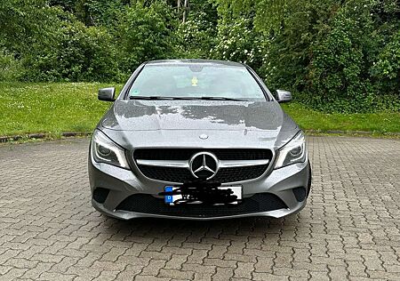 Mercedes-Benz CLA 180 Urban