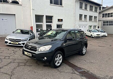 Toyota RAV 4 2.0 4x4 Automatik