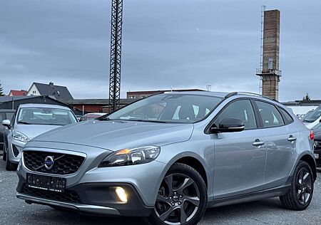 Volvo V40 Cross Country Momentum