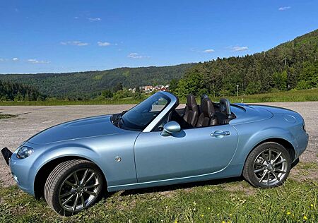 Mazda MX-5 2.0 MZR Roadster Coupe Niseko