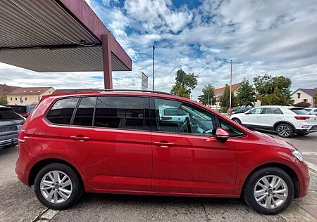 VW Touran Volkswagen 2,0TDI Comf. DSG/LED/ACC/NAVI