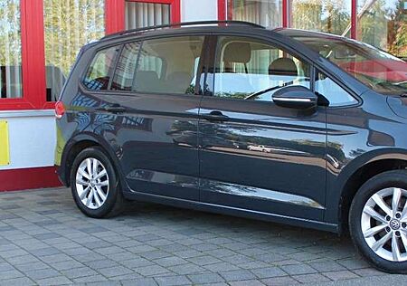 VW Touran Volkswagen Comfortline Sound BMT 2.0TDI*AHK*NAVI*PDC