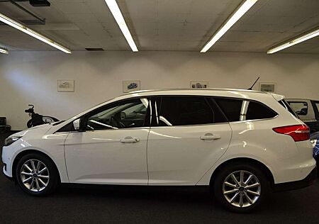 Ford Focus Turnier TITANIUM