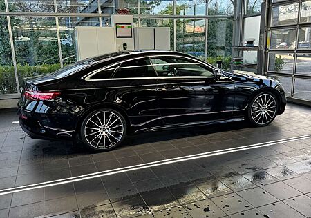 Mercedes-Benz E 300 d Coupe 9G-TRONIC AMG Line Panorama Dach
