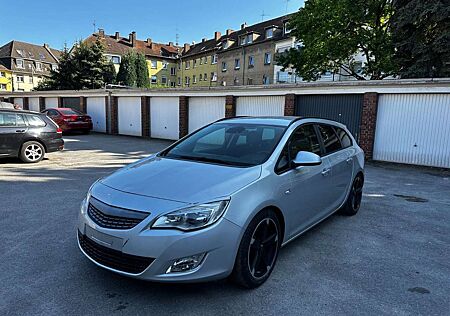 Opel Astra J Sports Tourer Edition TÜV NEU*2.HAND