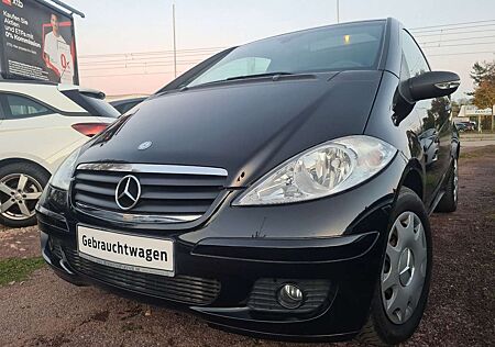 Mercedes-Benz A 150 * AUTOMATIK/ KLIMA/ TEMP/ PANO/NAVI /SHZ *