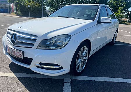 Mercedes-Benz C 180 CGI BlueEfficiency (204.031)