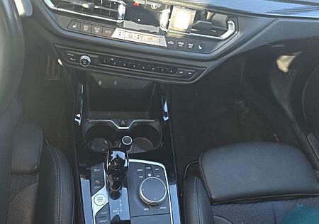 BMW 218 i M Sport