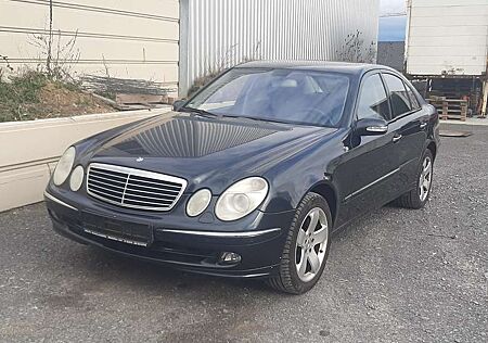 Mercedes-Benz E 320 CDI Avandgard Automatik Standheizung Xenon