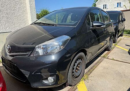 Toyota Yaris 1.33 VVT-i Cool *KLIMA*ALU*KAMERA*BLUETO.