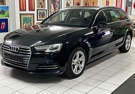 Audi A4 Avant Sport Bi Xen NAVI AHK Motor 160000 km