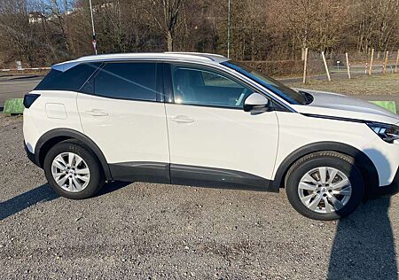 Peugeot 3008 +PureTech+130+Stop+